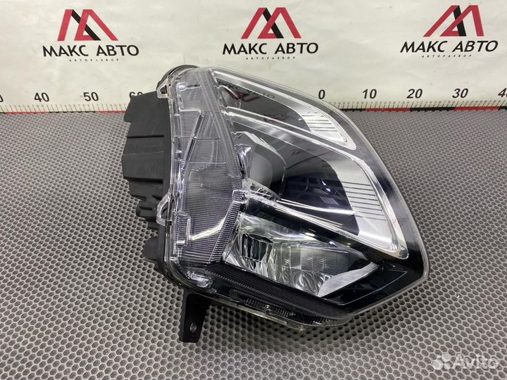 Фара правая Omoda C5