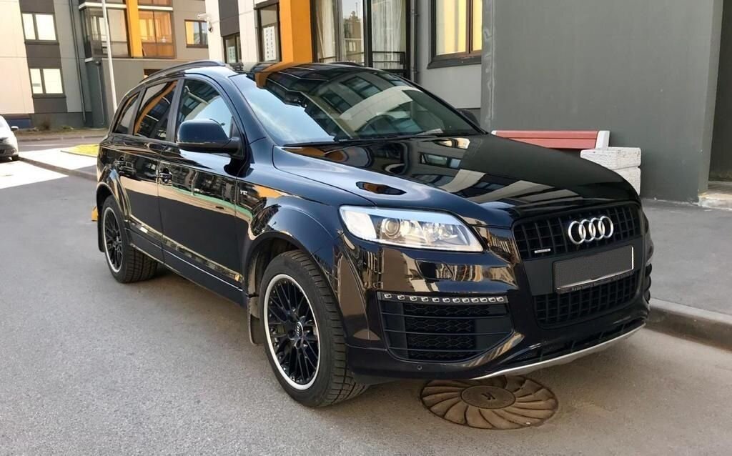 Audi Q7: фото владельца