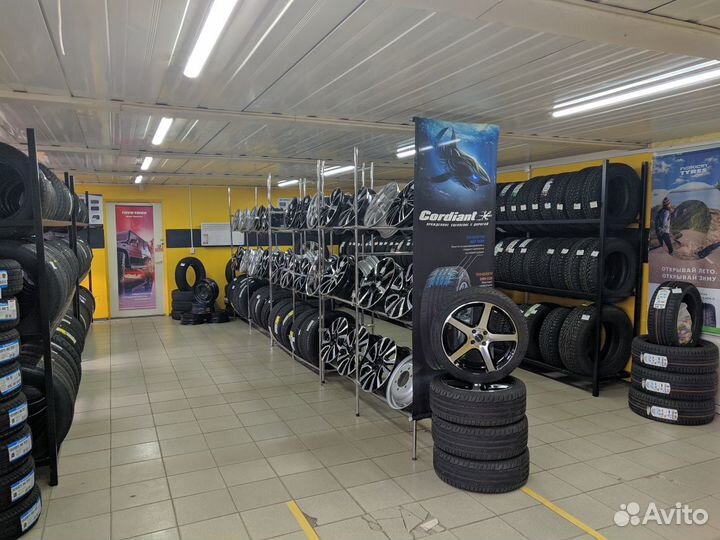 Yokohama Advan Sport V105S 235/55 R17