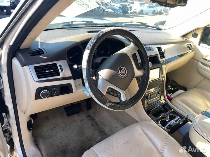 Разбор Cadillac Escalade III 6.2 2007