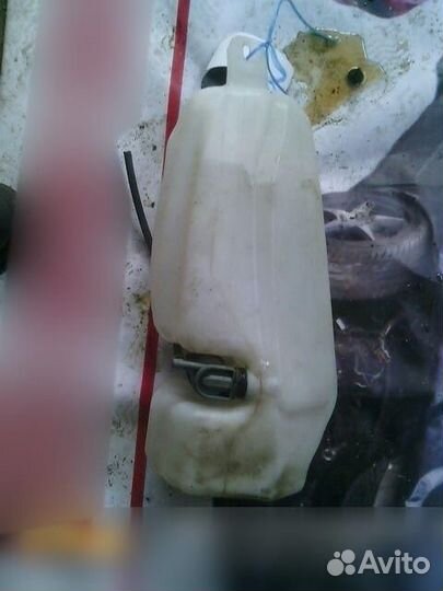 Бачок омывателя лобового стекла Renault Logan 2005