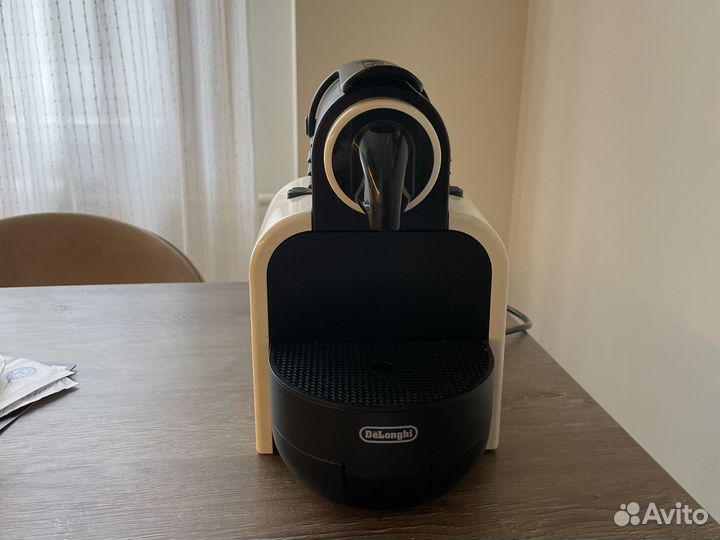 Кофе машина капсульная nespresso