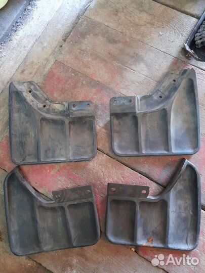 Брызговики на нива шевроле