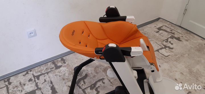 Стульчик для кормления peg perego