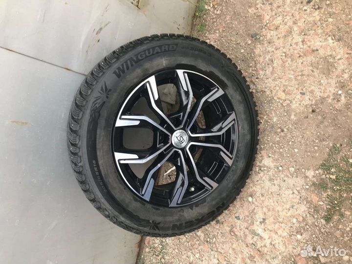 Nexen Winguard WinSpike 3 205/65 R16 95T