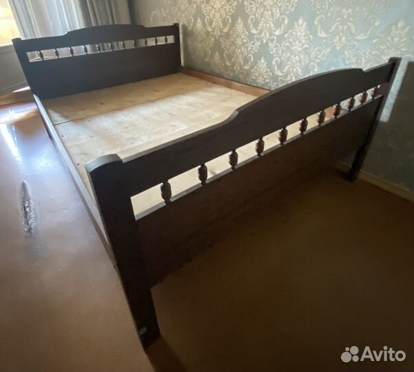 Кровать двухспальная 147*195