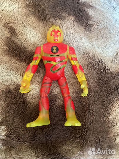 Фигурка Бен 10 Человек огонь