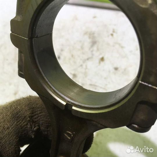 Поршень с шатуном Субару Форестер 10