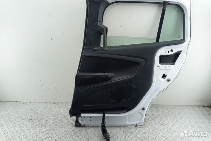 Дверь задняя правая Ford B-Max