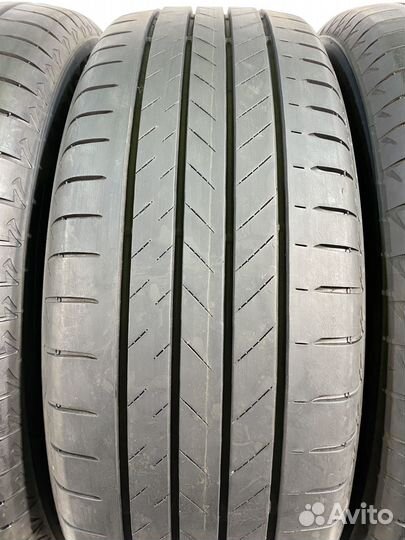 Bridgestone Alenza 001 215/60 R17 109V