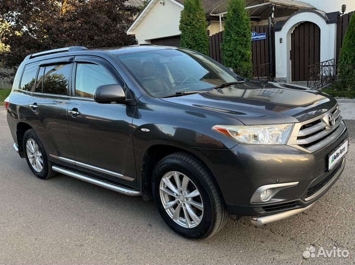 Toyota Highlander 3.5 AT, 2011, 211 300 км