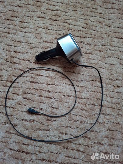 Автозарядка для телефона