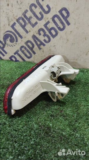 Стоп-сигнал задний Mazda 3 Bk хэтчбек 1.6 Z6 2007