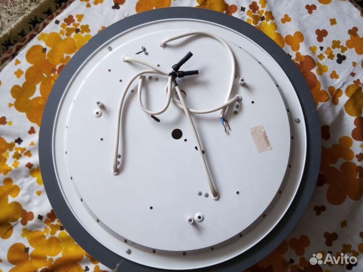 Светильник потолочный