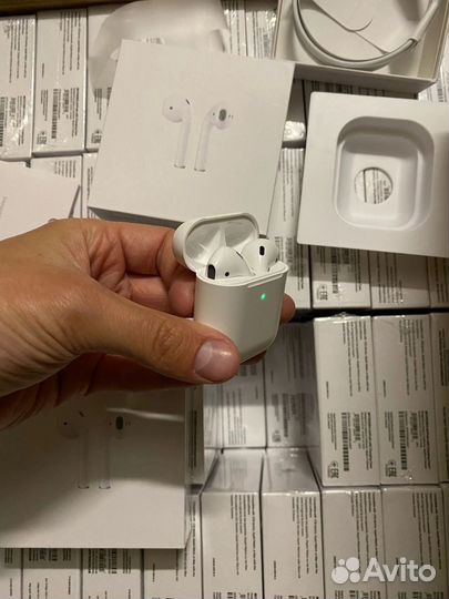 Беспроводные наушники AirPods 2