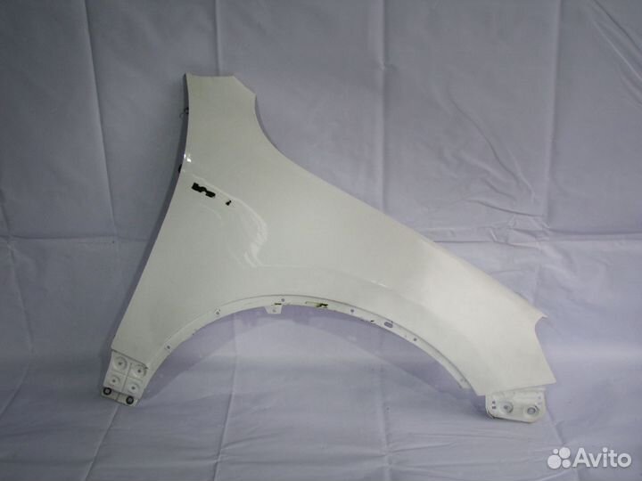 VW Touareg NF Крыло переднее правое 2012+