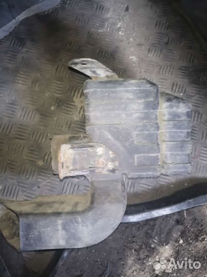 Резонатор воздушного фильтра kia magentis