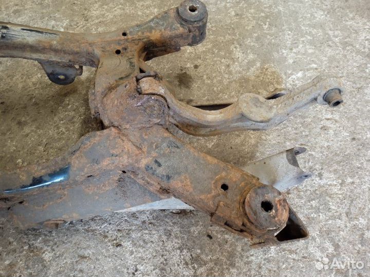 Балка задняя Subaru Legacy BH9 1998 - 2003