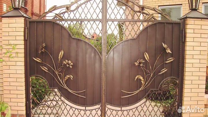 Кованые металлические ворота