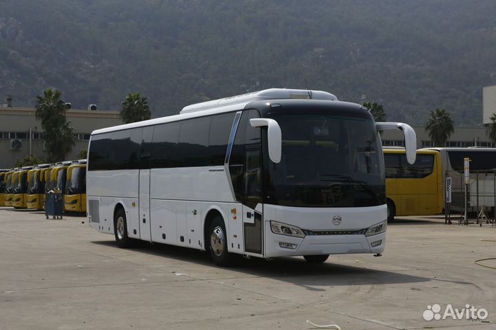 Туристический автобус Golden Dragon XML6122JN, 2024