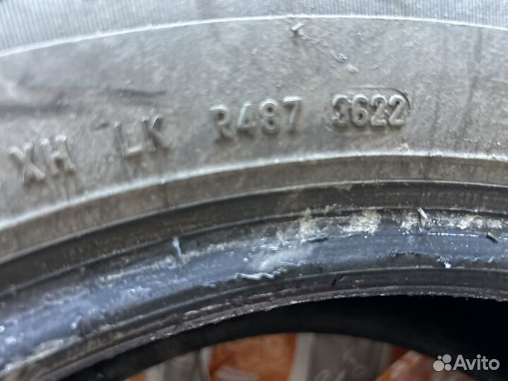Pirelli Formula Ice 215/65 R16 98H