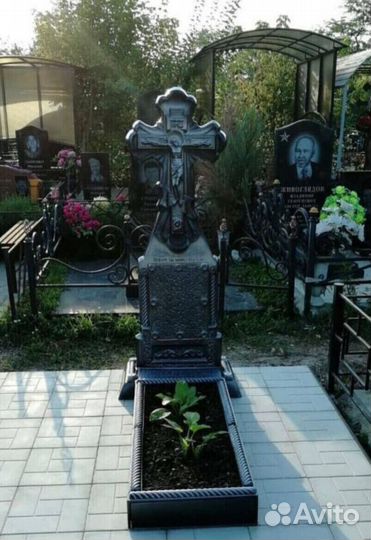 Крест на могилу