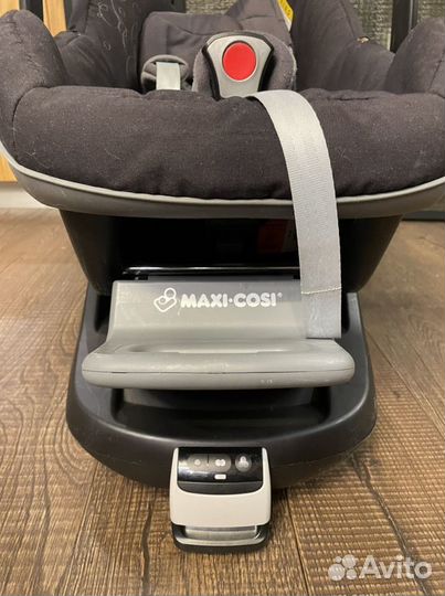 Автолюлька maxi cosi pebble + isofix база