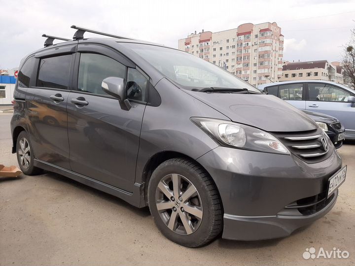 Багажник на крышу Honda Freed, крыло