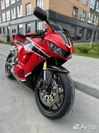 Honda CBR600RR 2017