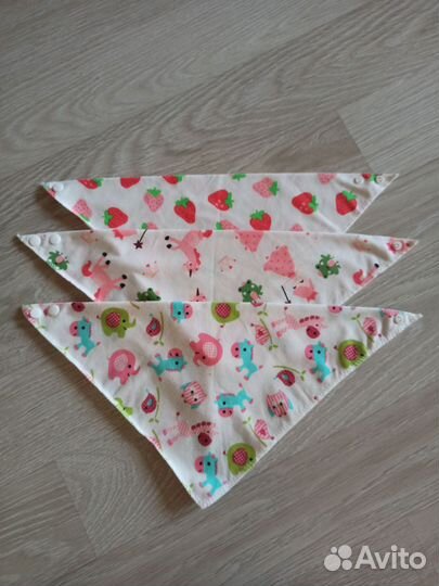 Слюнявчик для новорожденных