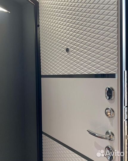 Качественная входная дверь с установкой