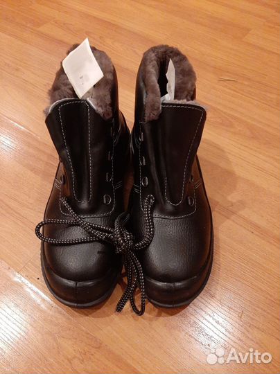 Ботинки рабочие зимние 42