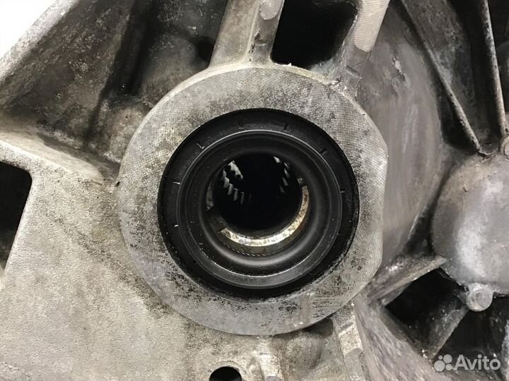 МКПП (механическая коробка переключения передач), Nissan Juke (F15) 2011 320101KG0A