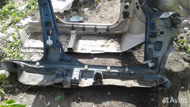 Порог со стойкой левый Renault Megane II 2002-20