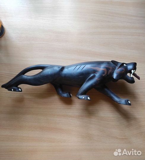 Африканская статуэтка