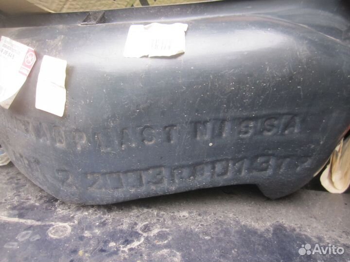 Защита задний правый Ниссан micra