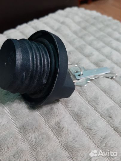 Замок для бензобака Лада 2115