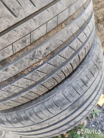 Habilead Headking S2000 235/35 R19