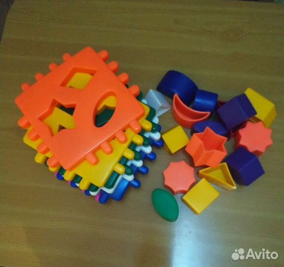 Развивающая игрушка/сортер