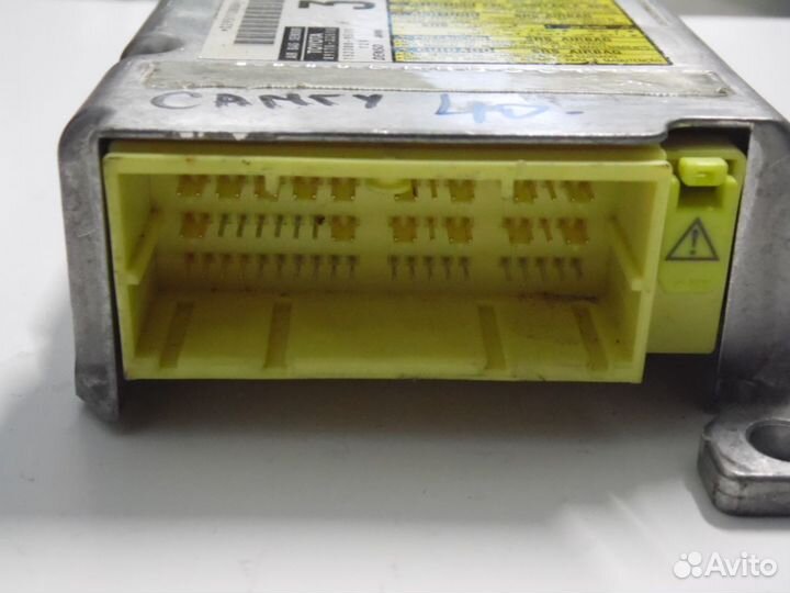 Блок управления подушками SRS Тойота Камри 40