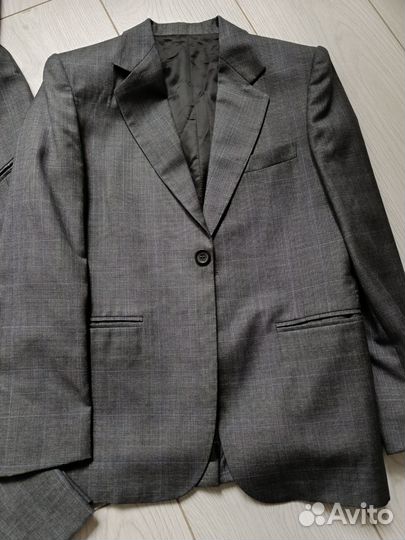 Костюм школьный