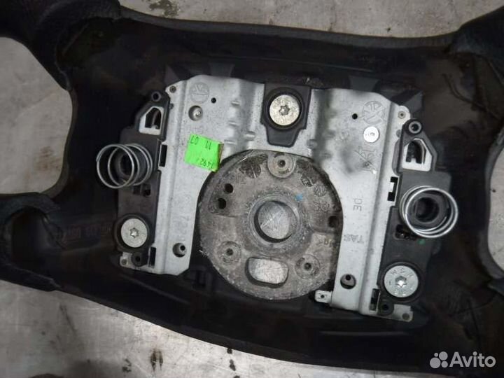 Руль Skoda Octavia A4 BFQ 2007