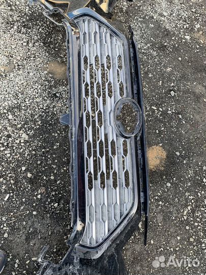 Решетка радиатора toyota rav 4 2020