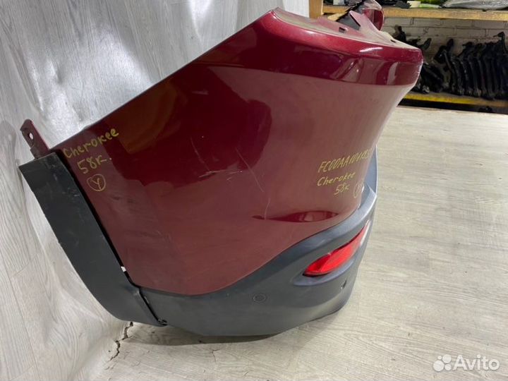 Бампер зад. jeep cherokee