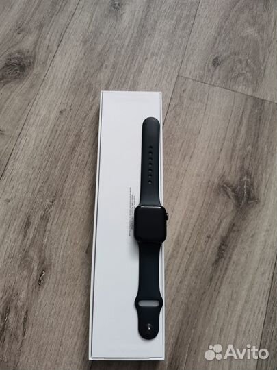 Часы apple watch se2 40 mm