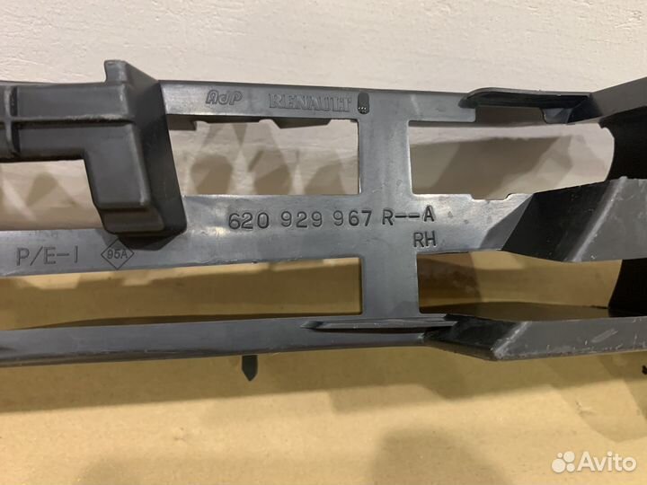 Renault Duster (15-20) абсорбер перед.бампера RH