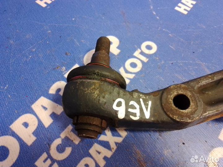 Передний рычаг подвески верхний. Iveco Daily