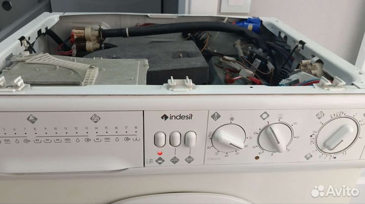 Запчасти к стиральной машинке Indesit WDN2296XW