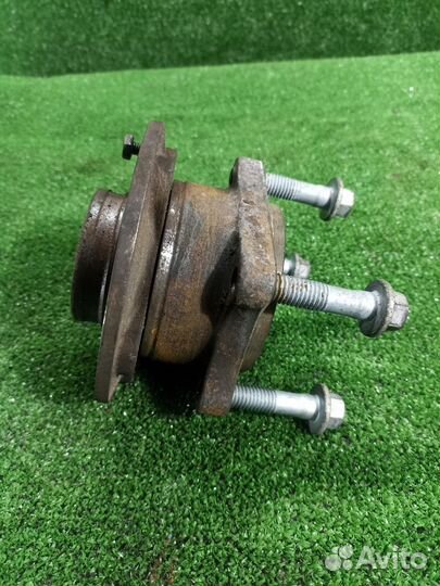 Ступица задняя правая Volvo Xc70 2 B5254T2 (2.5T)