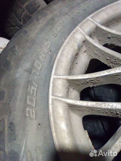 Колеса 4 шт. 5x114.3 205/70/15 Triangle TR777